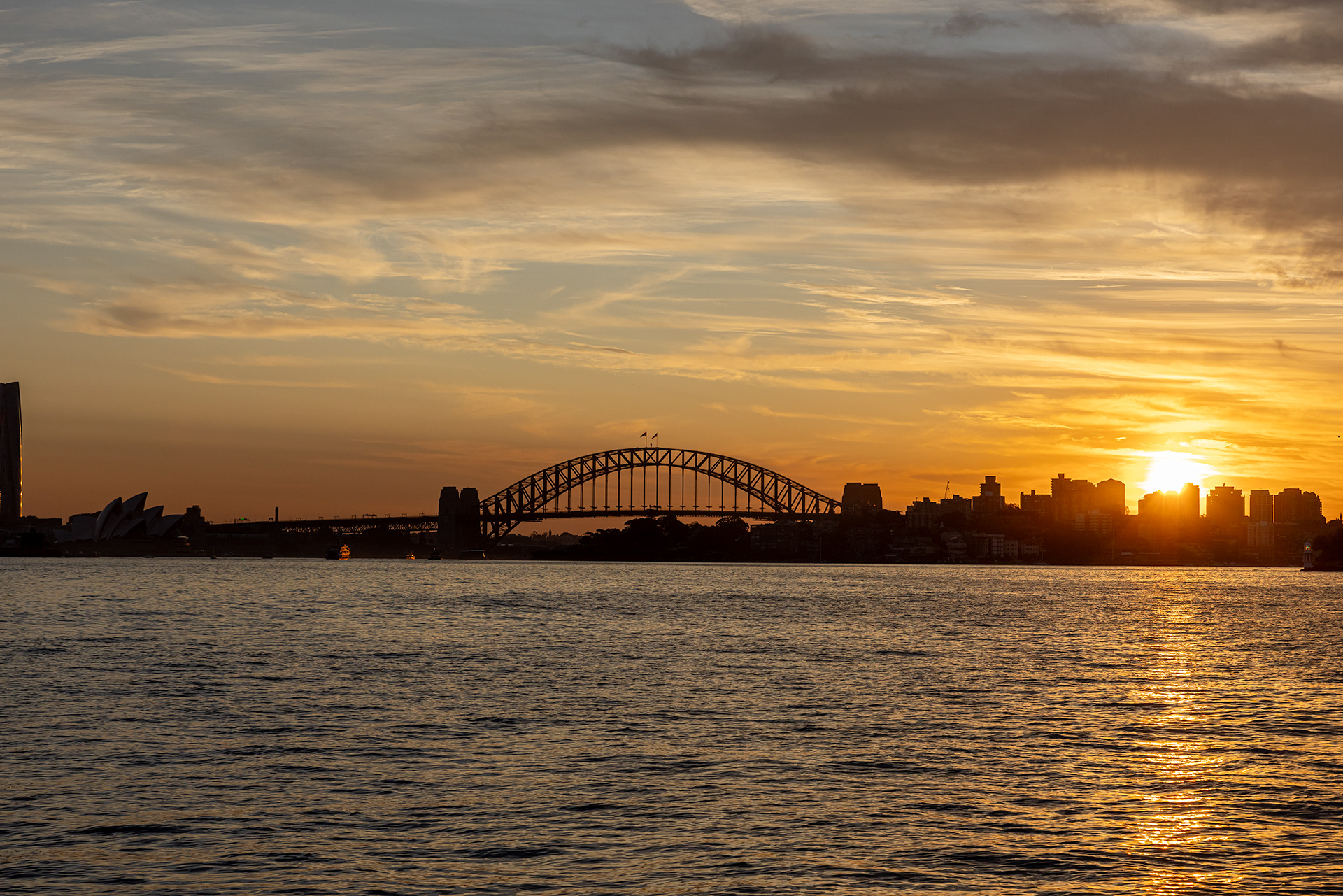 Opera House Sumer Boat